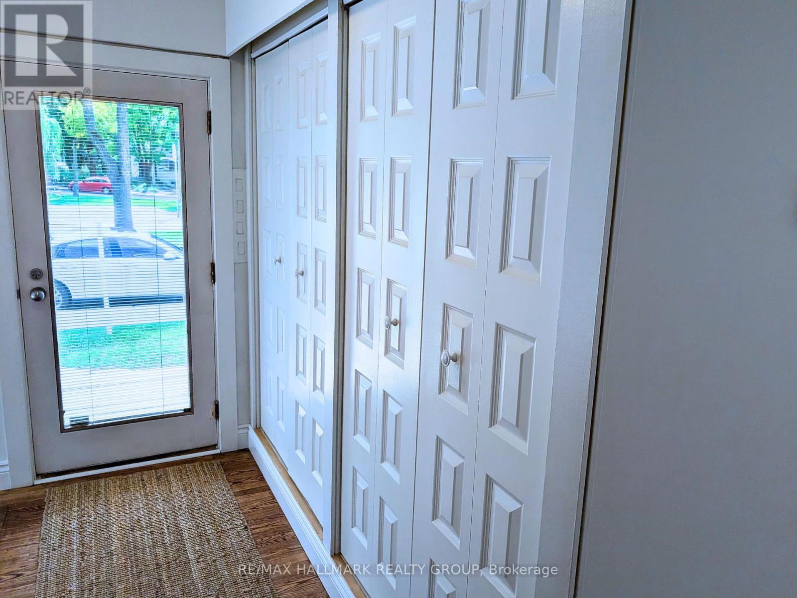 Property at 33 ROCKCLIFFE WAY image 4