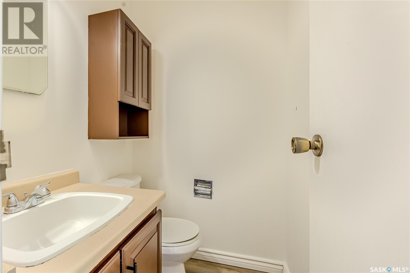 Property at 153 1128 Mckercher DRIVE image 4