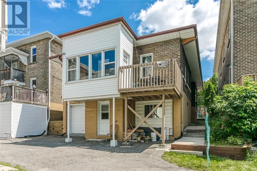 Property at 227 Mackenzie image 3
