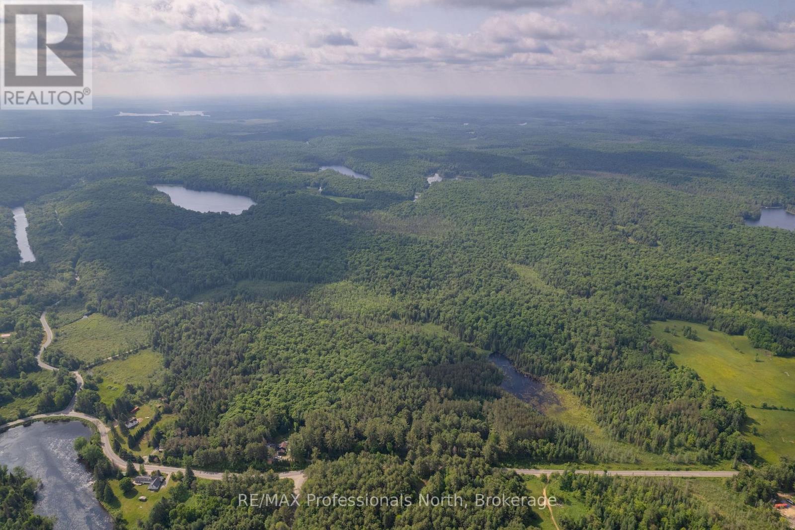 2330 Fraserburg Road, Bracebridge, Ontario  P1L 1X3 - Photo 15 - X12239290