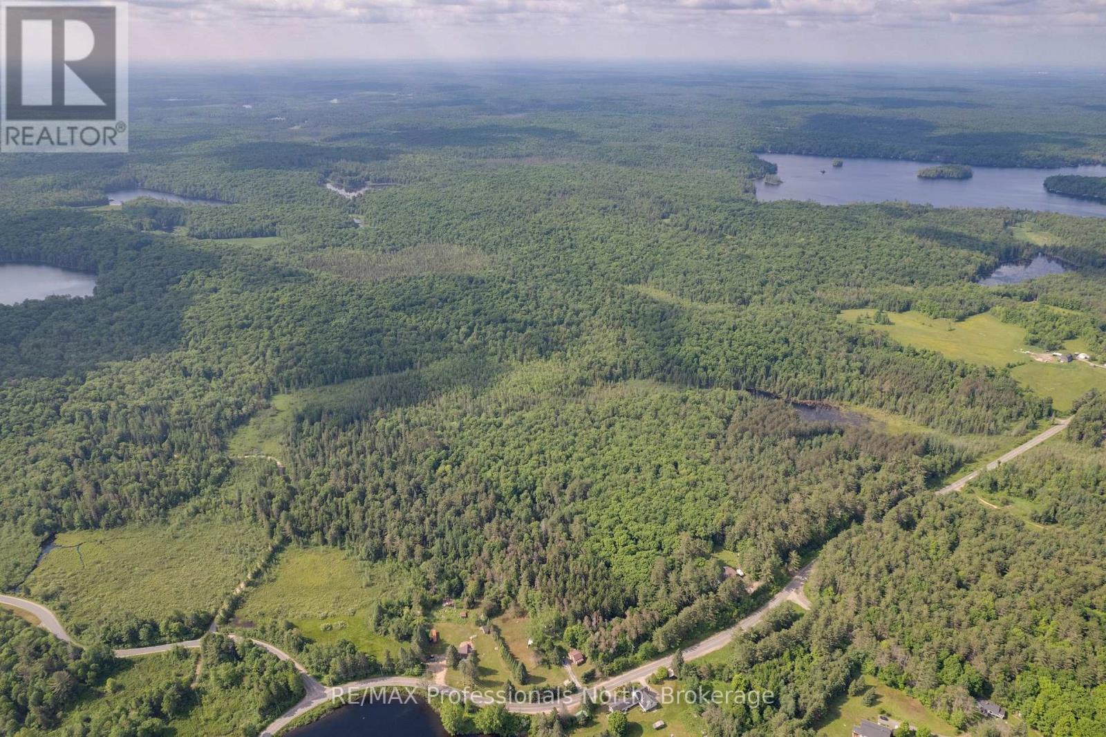 2330 Fraserburg Road, Bracebridge, Ontario  P1L 1X3 - Photo 16 - X12239290