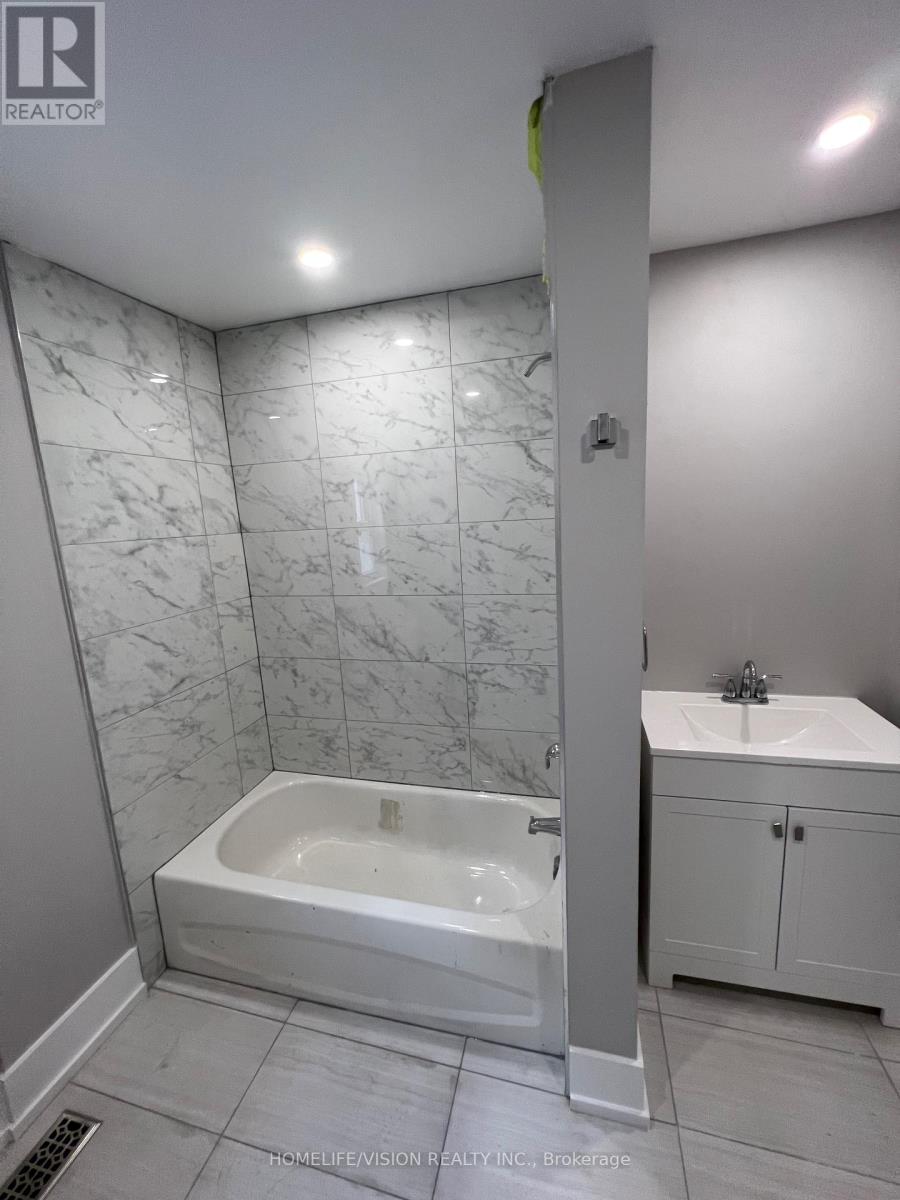 Main / Unit B - 22 Kirkland Street W, Kirkland Lake, Ontario  P2N 2G3 - Photo 6 - T12304158