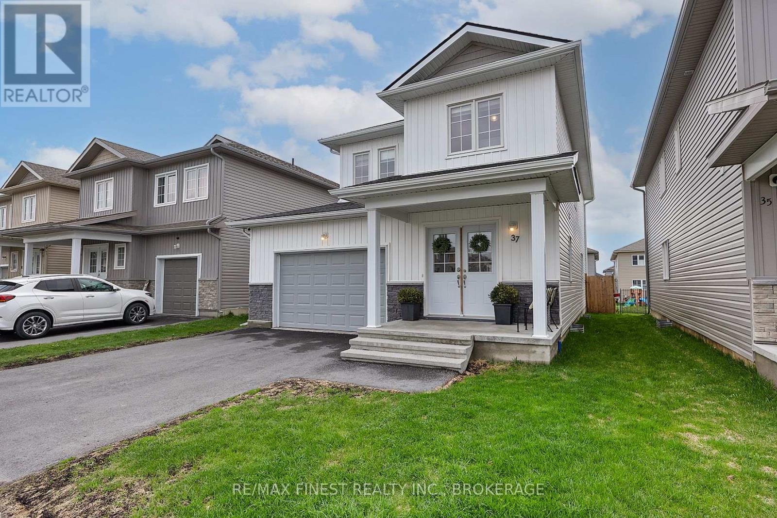 Property at 37 BRENNAN CRESCENT image 3