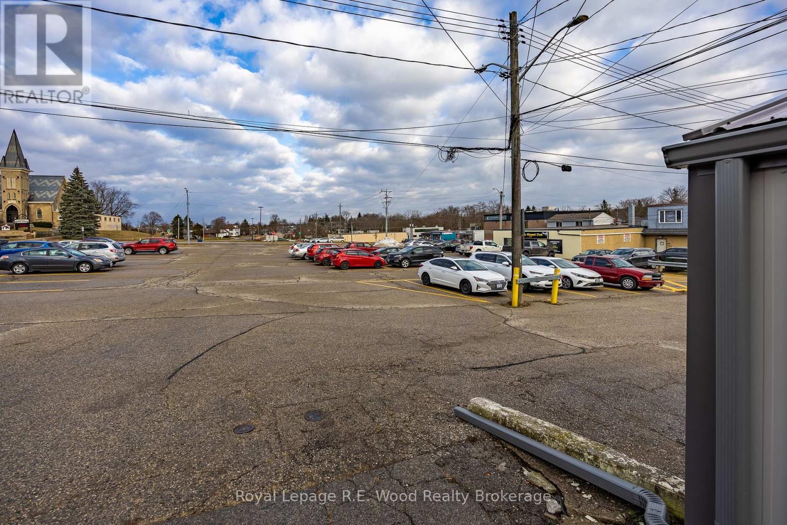 20 Cat Alley, Tillsonburg, Ontario  N4G 0C8 - Photo 13 - X12304228