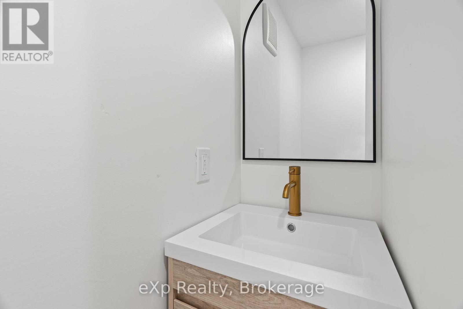 38 - 88 Avonwood Drive, Stratford, Ontario  N4Z 1B3 - Photo 30 - X12304213
