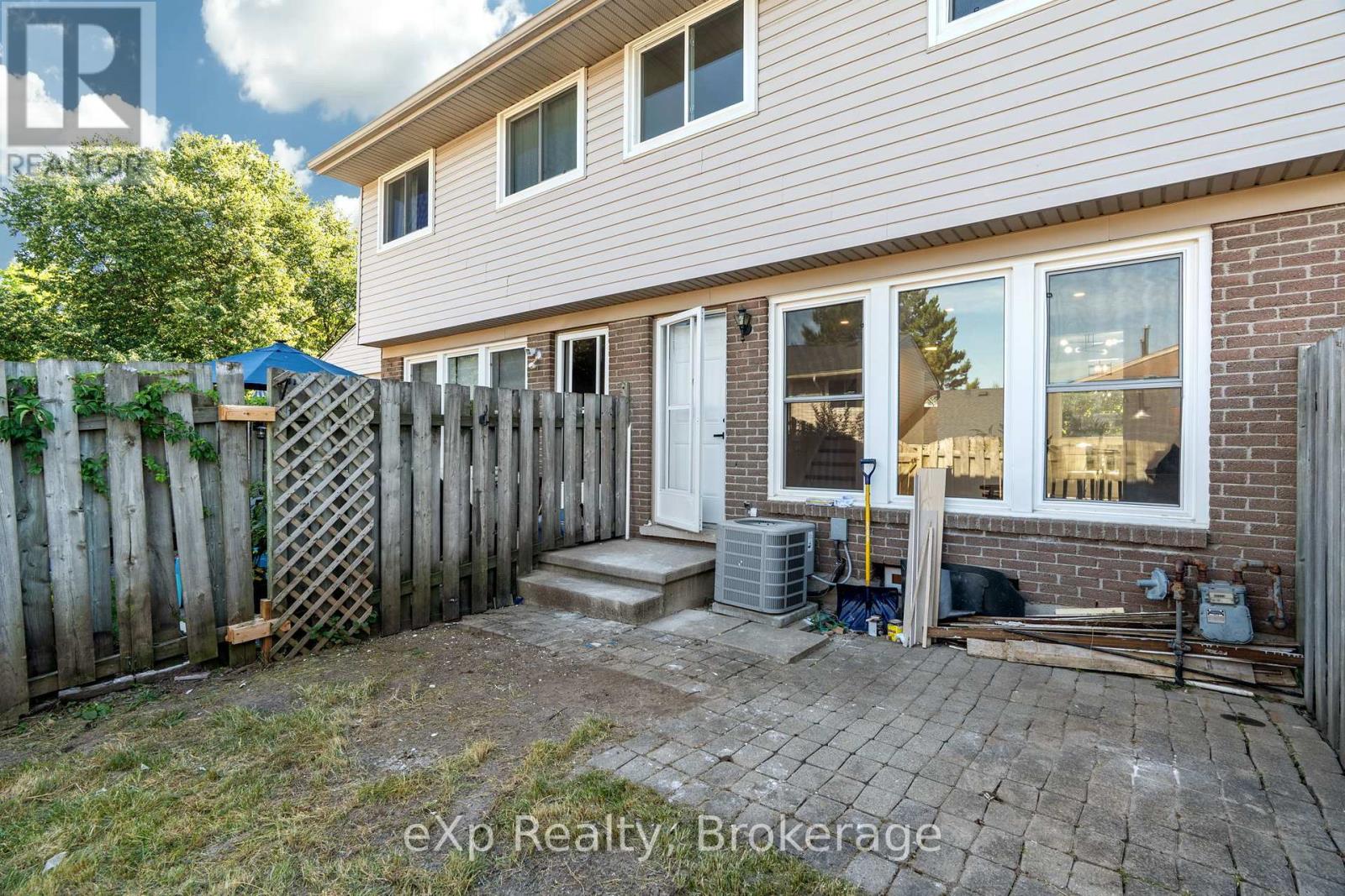 38 - 88 Avonwood Drive, Stratford, Ontario  N4Z 1B3 - Photo 32 - X12304213