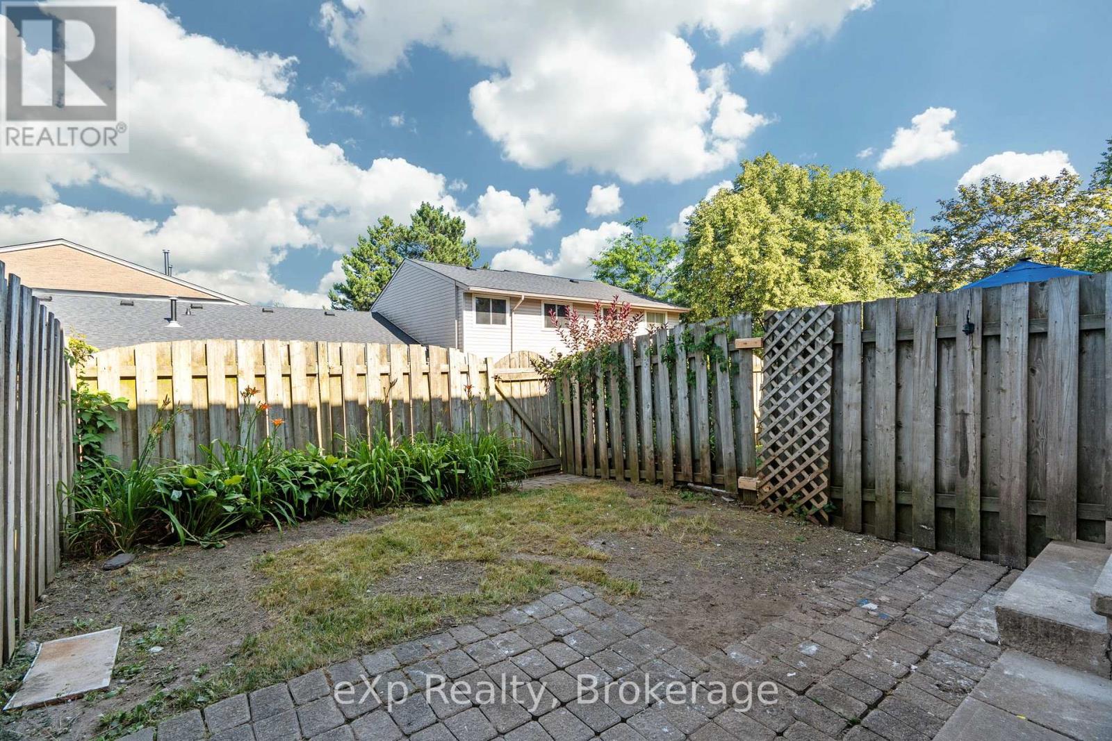 38 - 88 Avonwood Drive, Stratford, Ontario  N4Z 1B3 - Photo 34 - X12304213