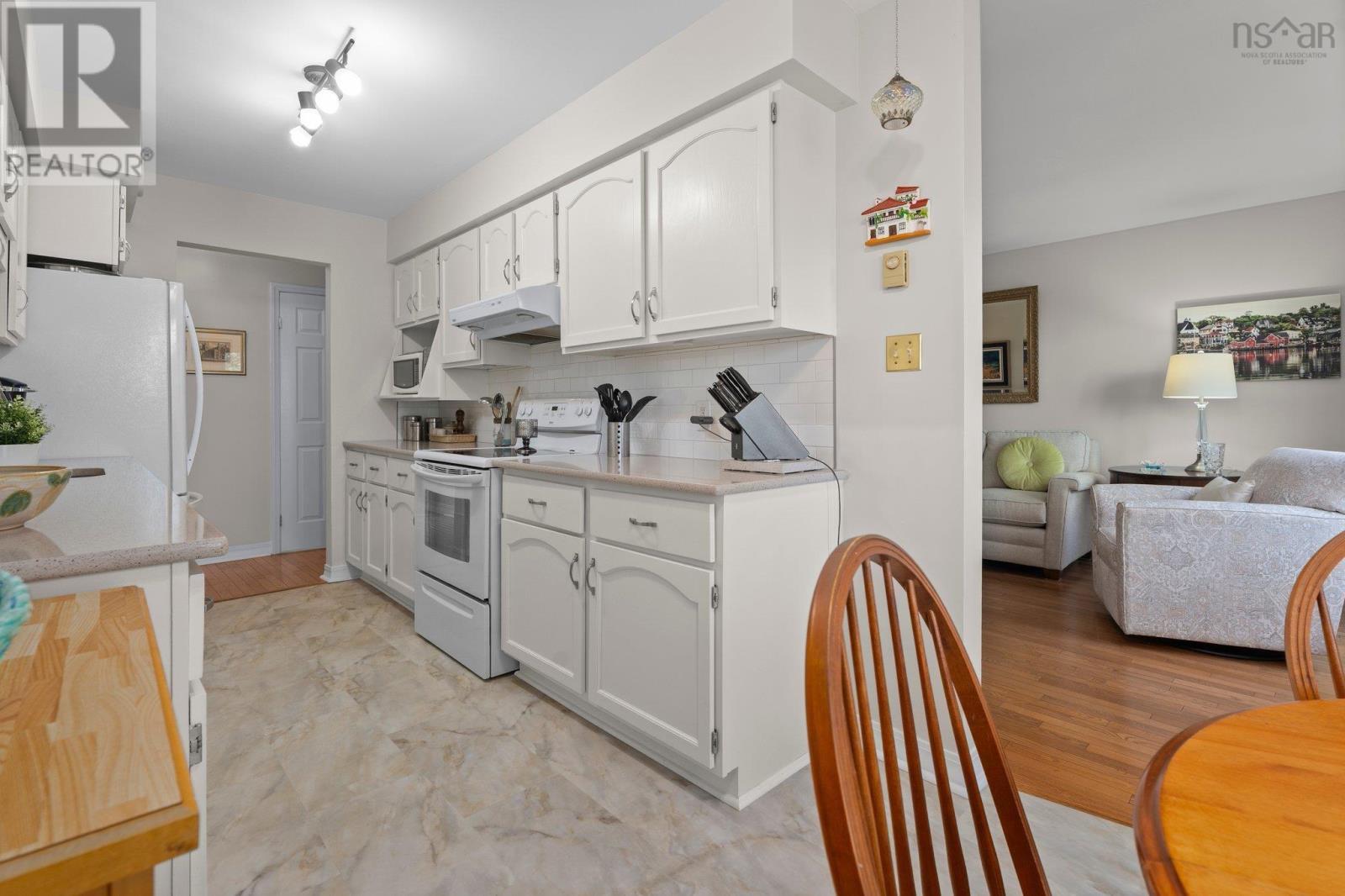 12 Pioneer Ave, Halifax, Nova Scotia  B3M 1W8 - Photo 8 - 202513459