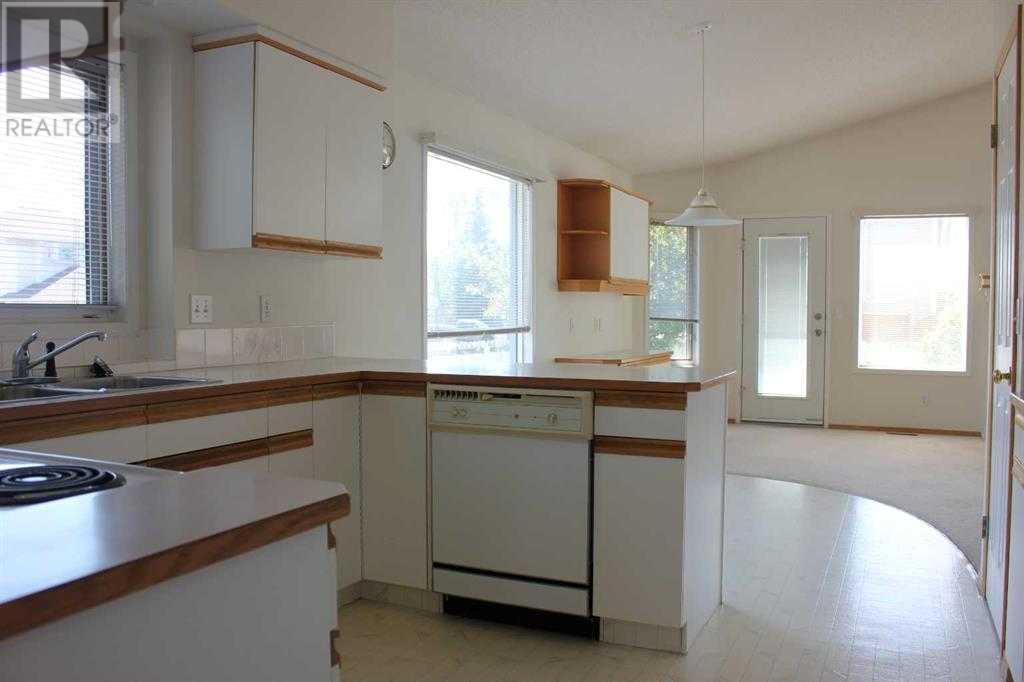 179 Sunlake Way Se, Calgary, Alberta  T2X 3H4 - Photo 6 - A2240060