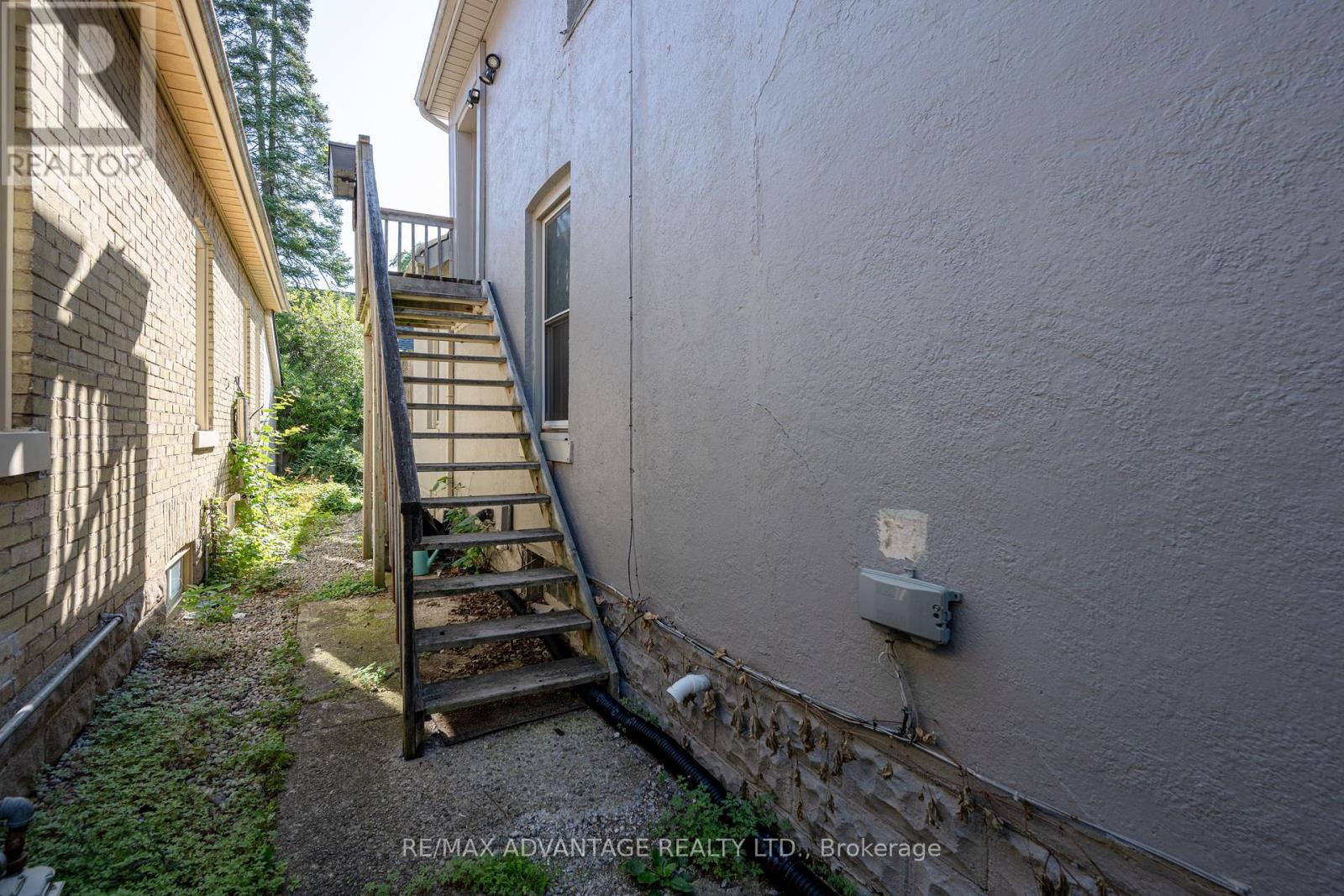 110 Marley Place, London South, Ontario  N6C 1S8 - Photo 32 - X12304424