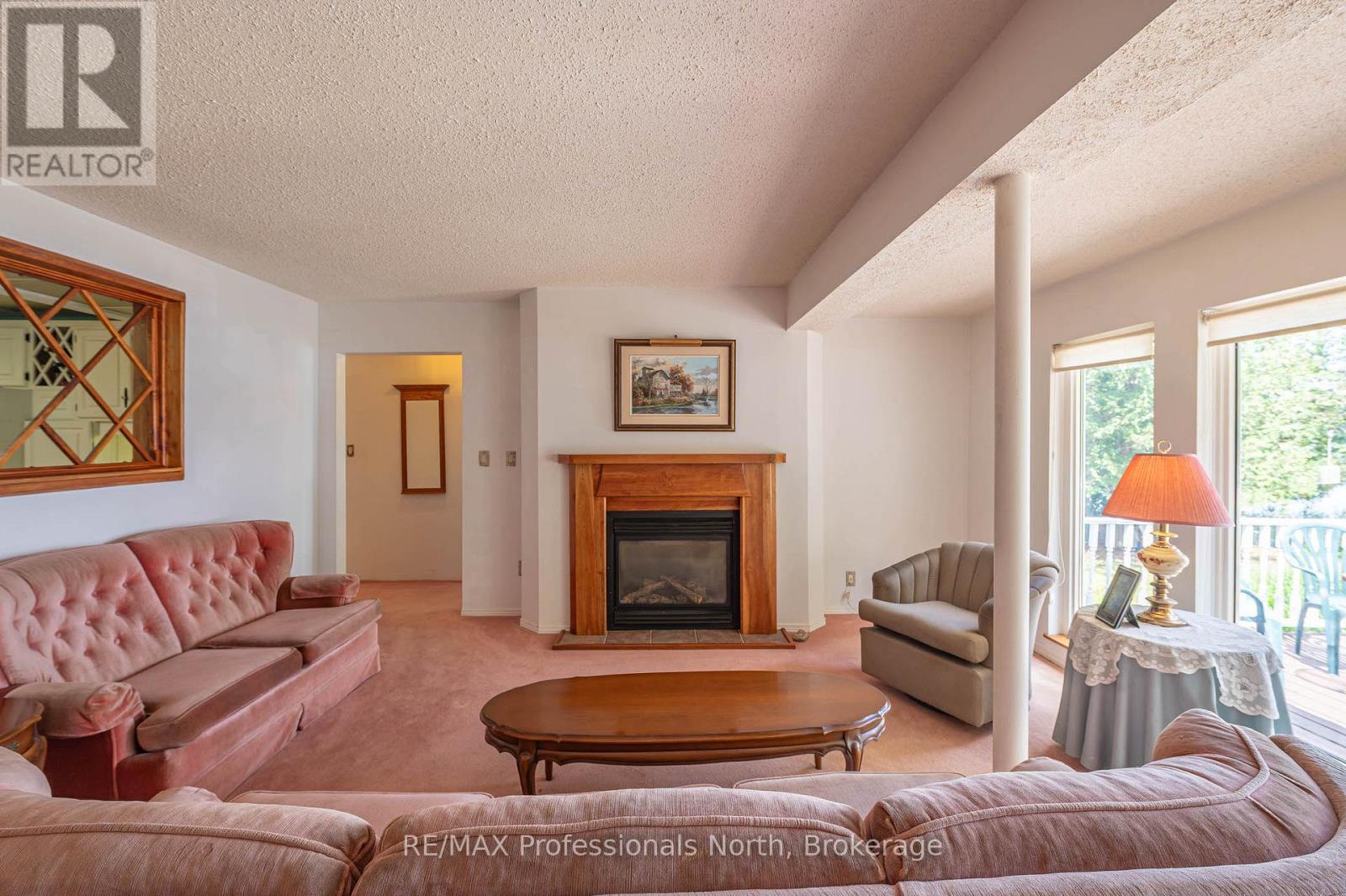 1015 Blackberry Lane, Minden Hills, Ontario  K0M 2K0 - Photo 12 - X12213252