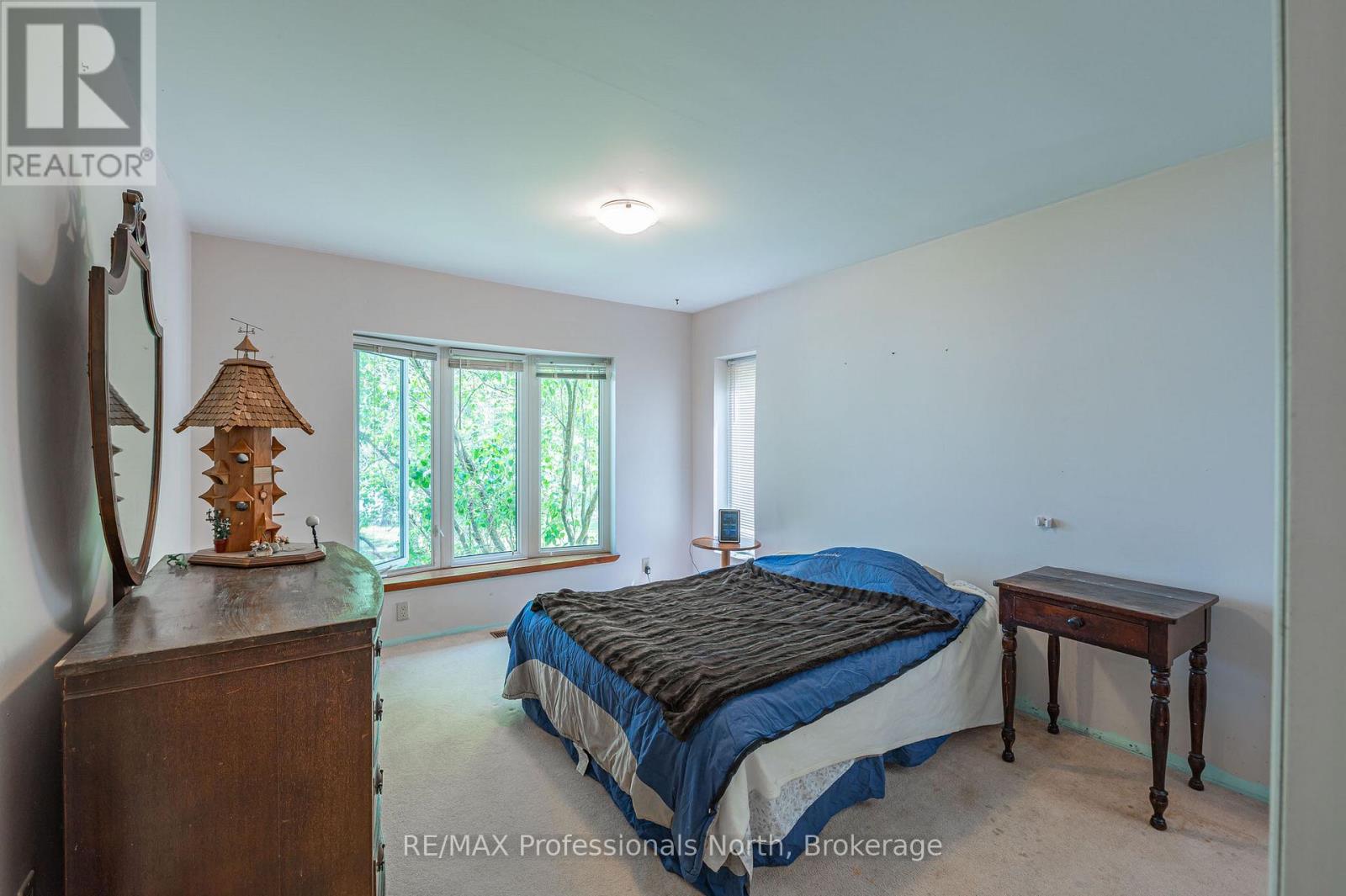 1015 Blackberry Lane, Minden Hills, Ontario  K0M 2K0 - Photo 36 - X12213252