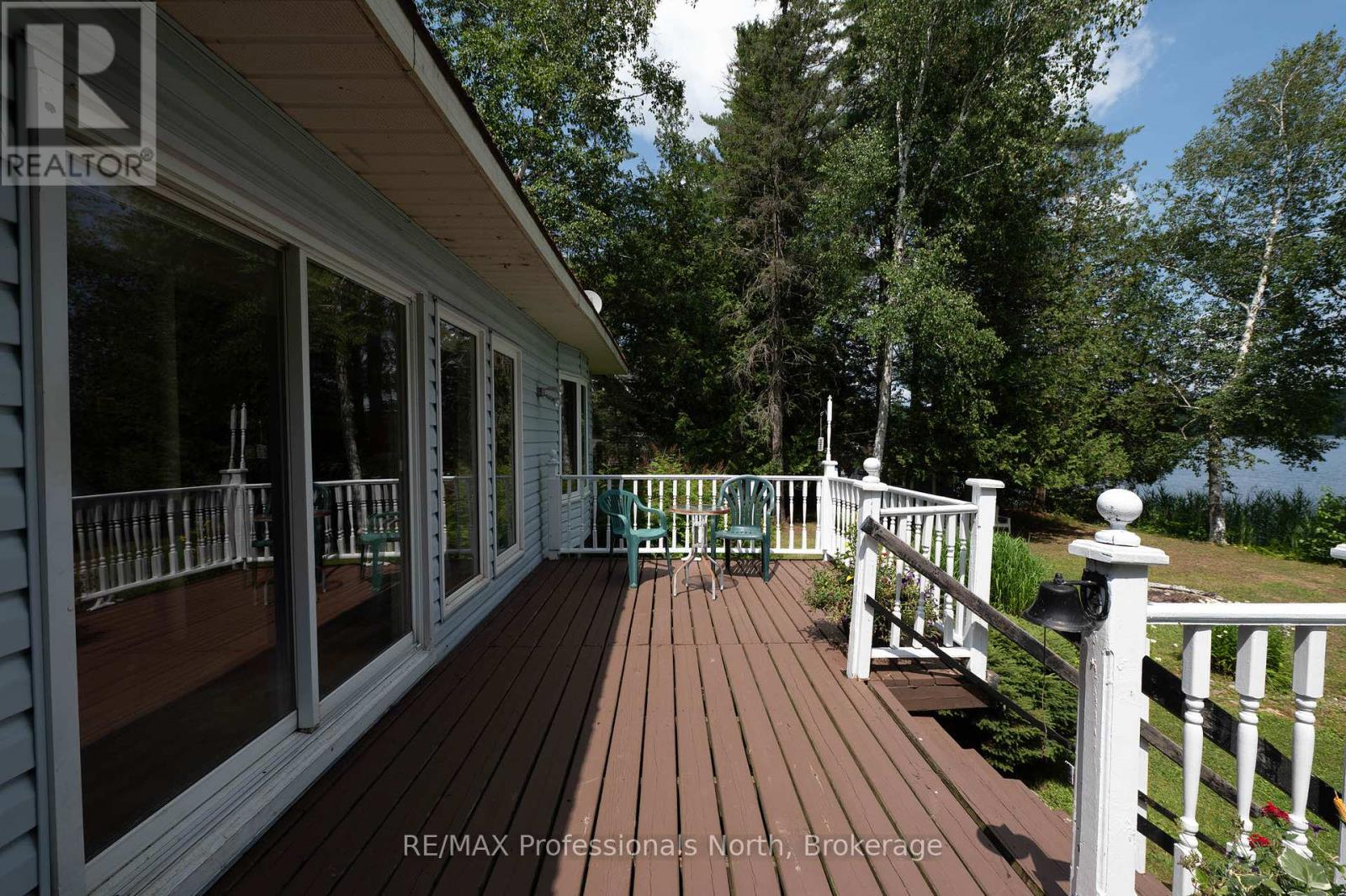1015 Blackberry Lane, Minden Hills, Ontario  K0M 2K0 - Photo 6 - X12213252