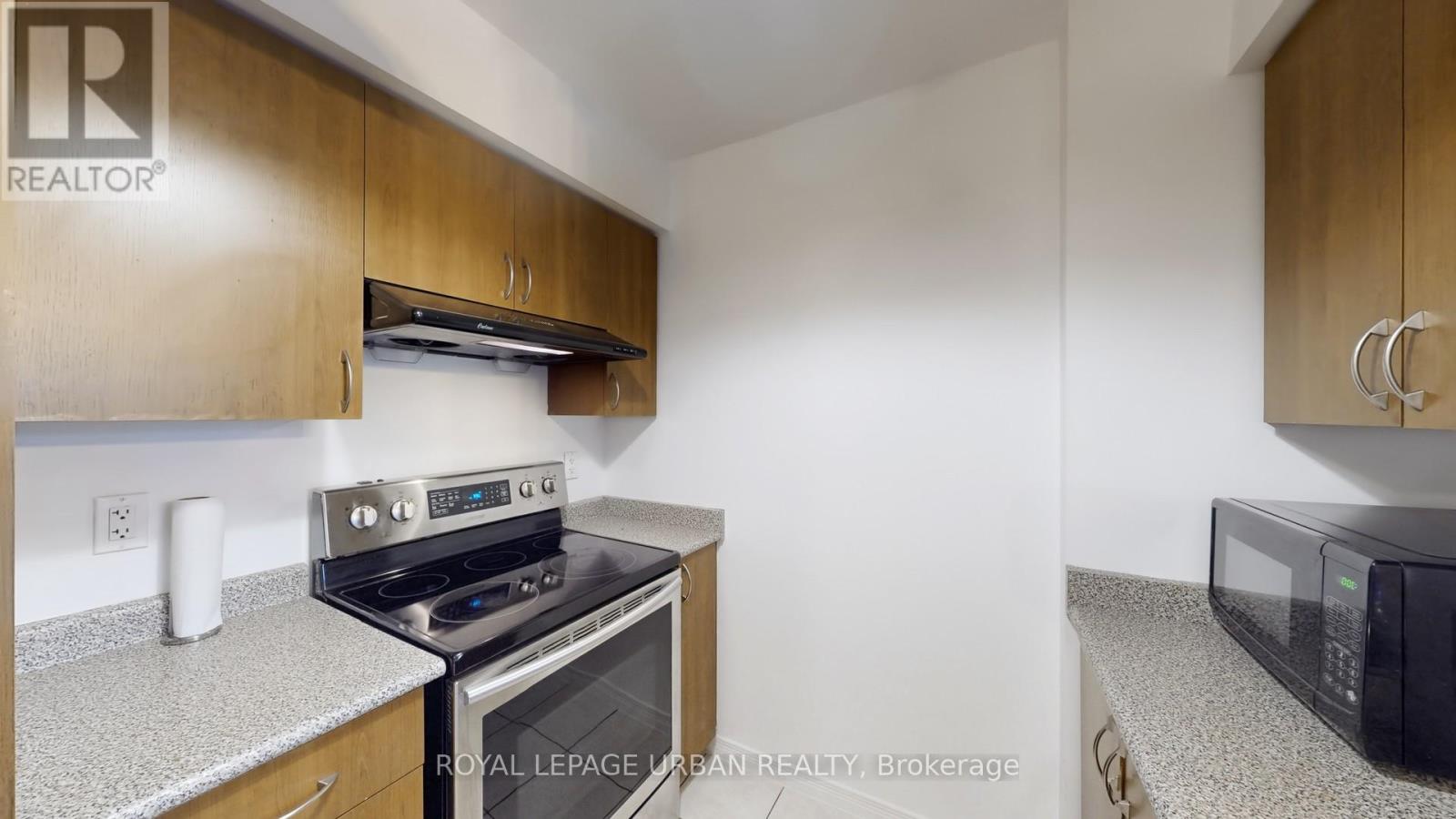 428 - 60 Heintzman Street, Toronto, Ontario  M6P 5A1 - Photo 12 - W12304227