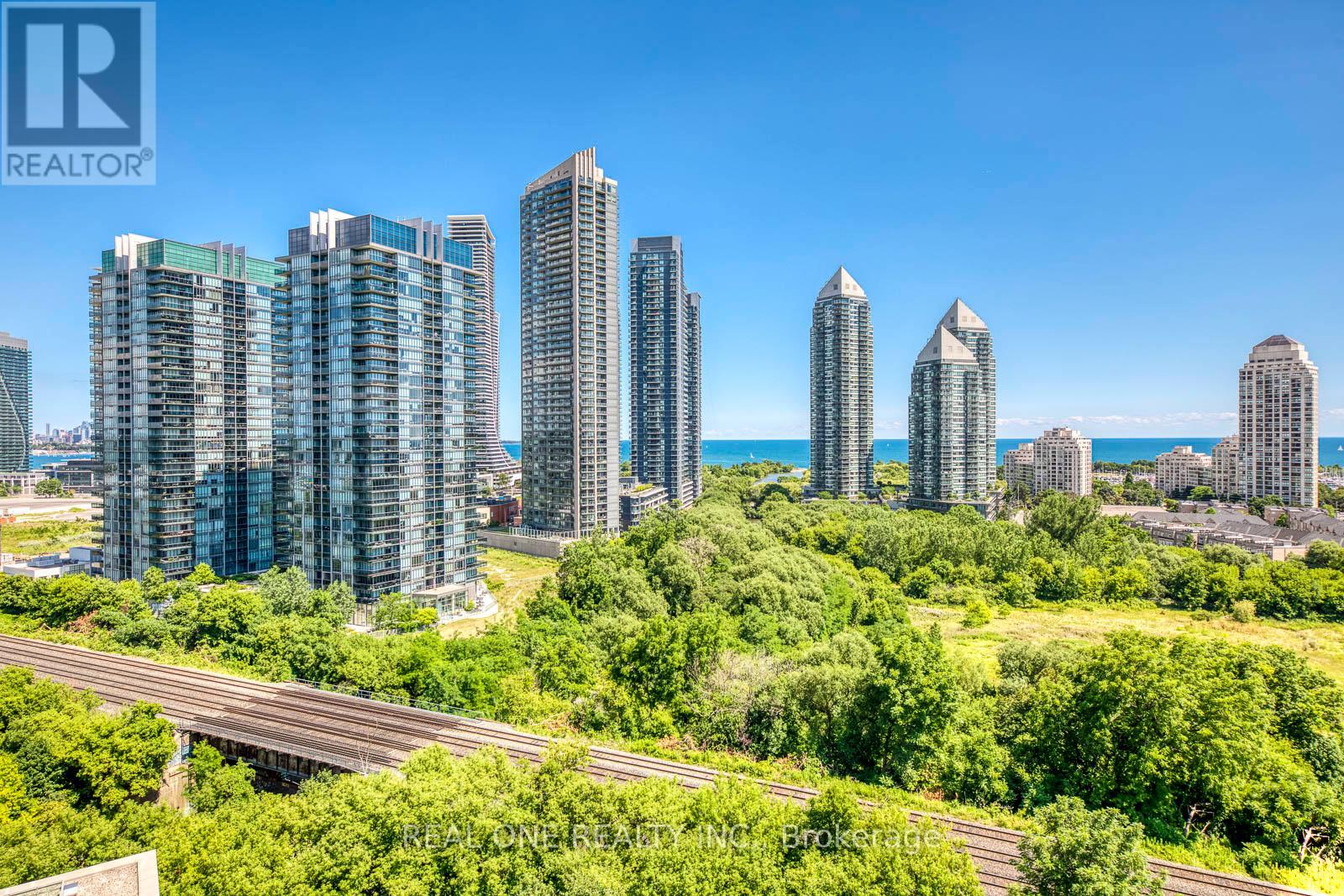 1414 - 155 Legion Road N, Toronto, Ontario  M8Y 0A7 - Photo 21 - W12304273