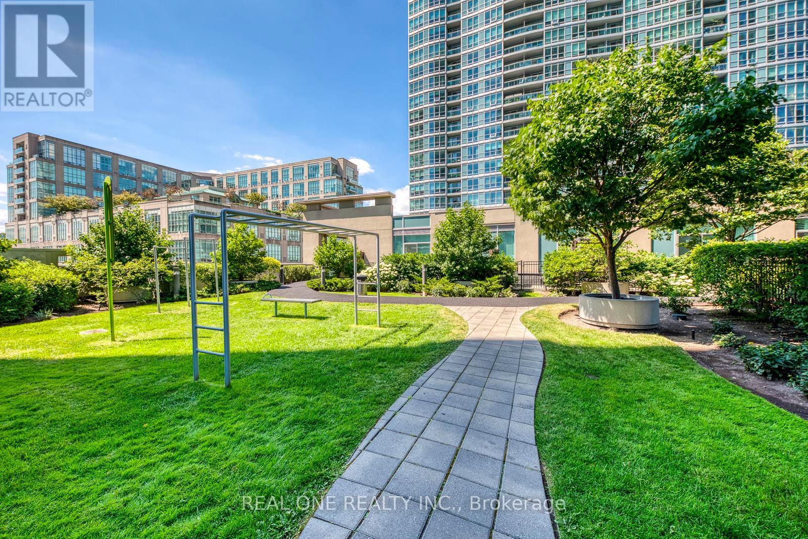 1414 - 155 Legion Road N, Toronto, Ontario  M8Y 0A7 - Photo 41 - W12304273