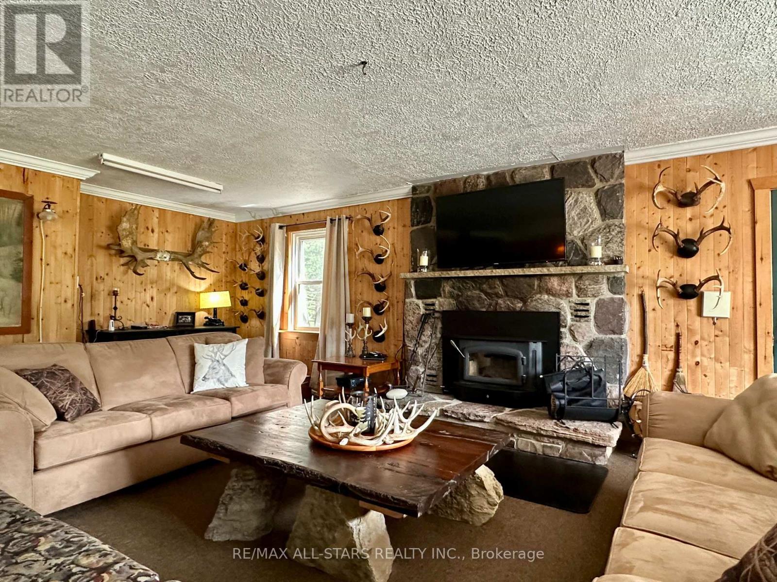 380 Ledge Road, Trent Lakes, Ontario  K0M 1A0 - Photo 18 - X12279999