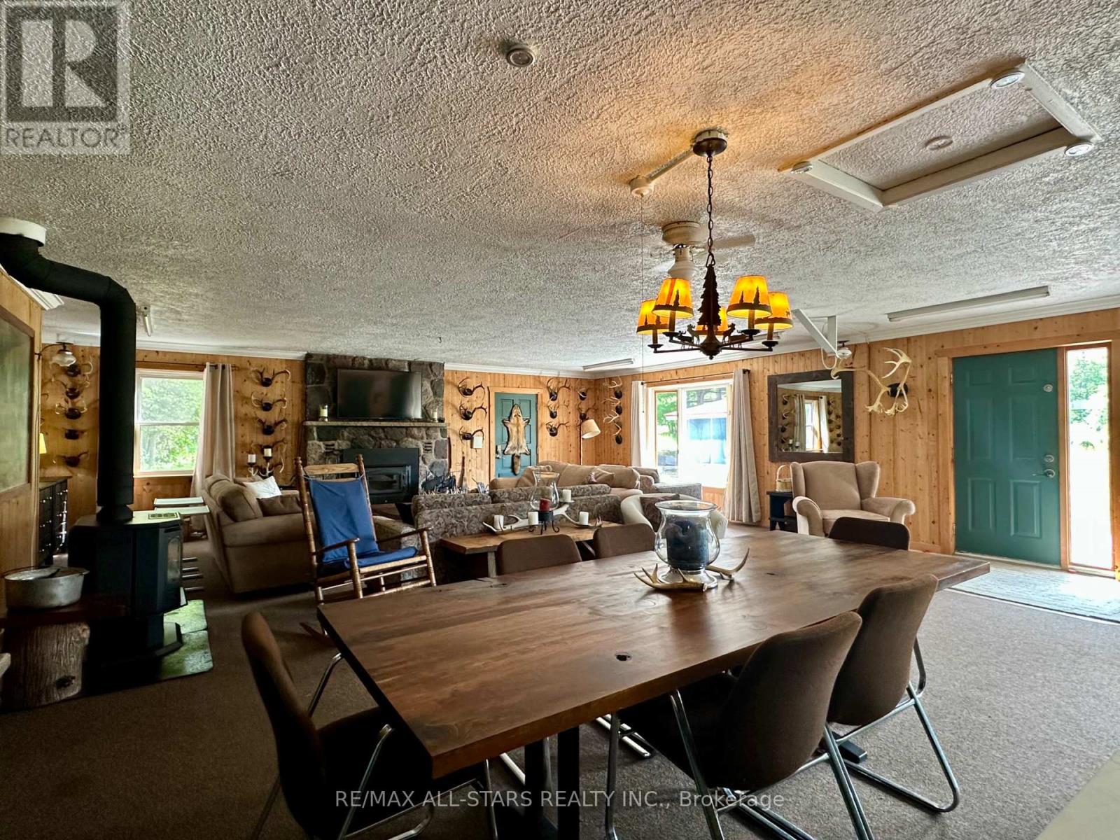 380 Ledge Road, Trent Lakes, Ontario  K0M 1A0 - Photo 14 - X12279999