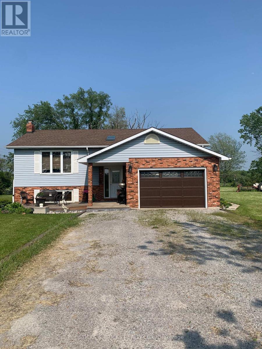Property at 994 MOYER ROAD image 1