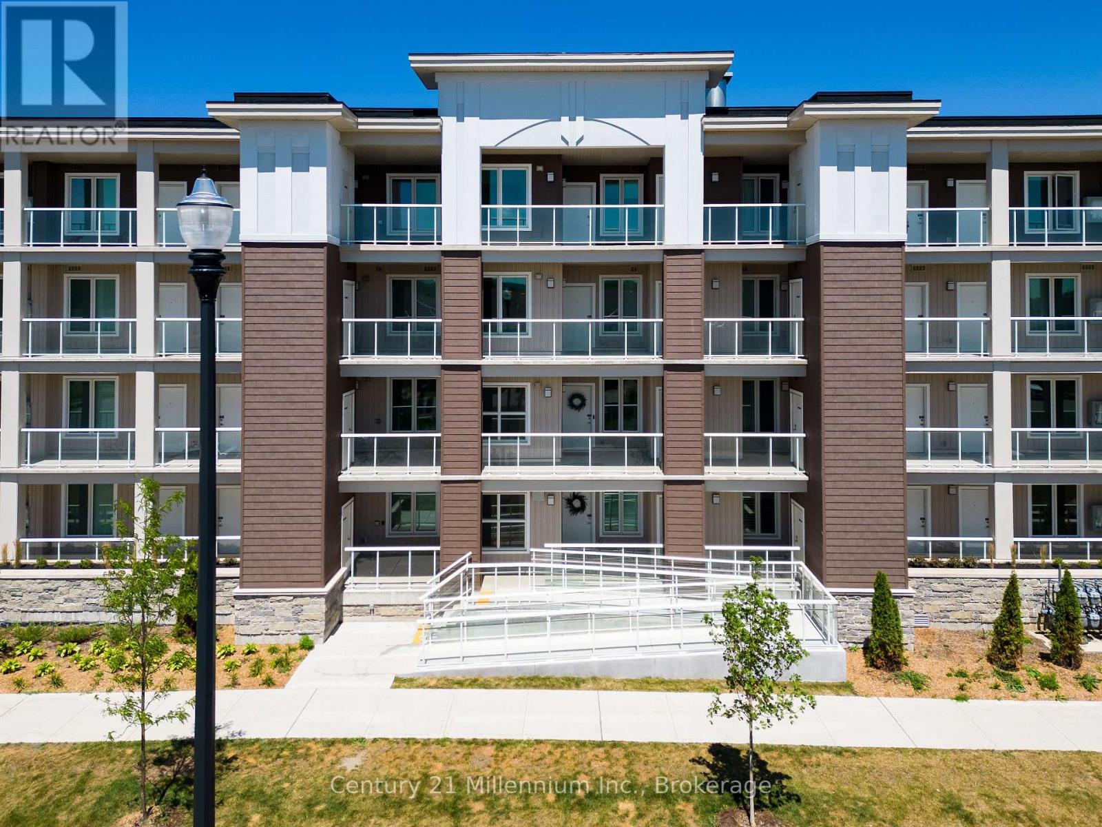 205 - 17 Spooner Crescent, Collingwood, Ontario  L9Y 1T3 - Photo 4 - S12304375