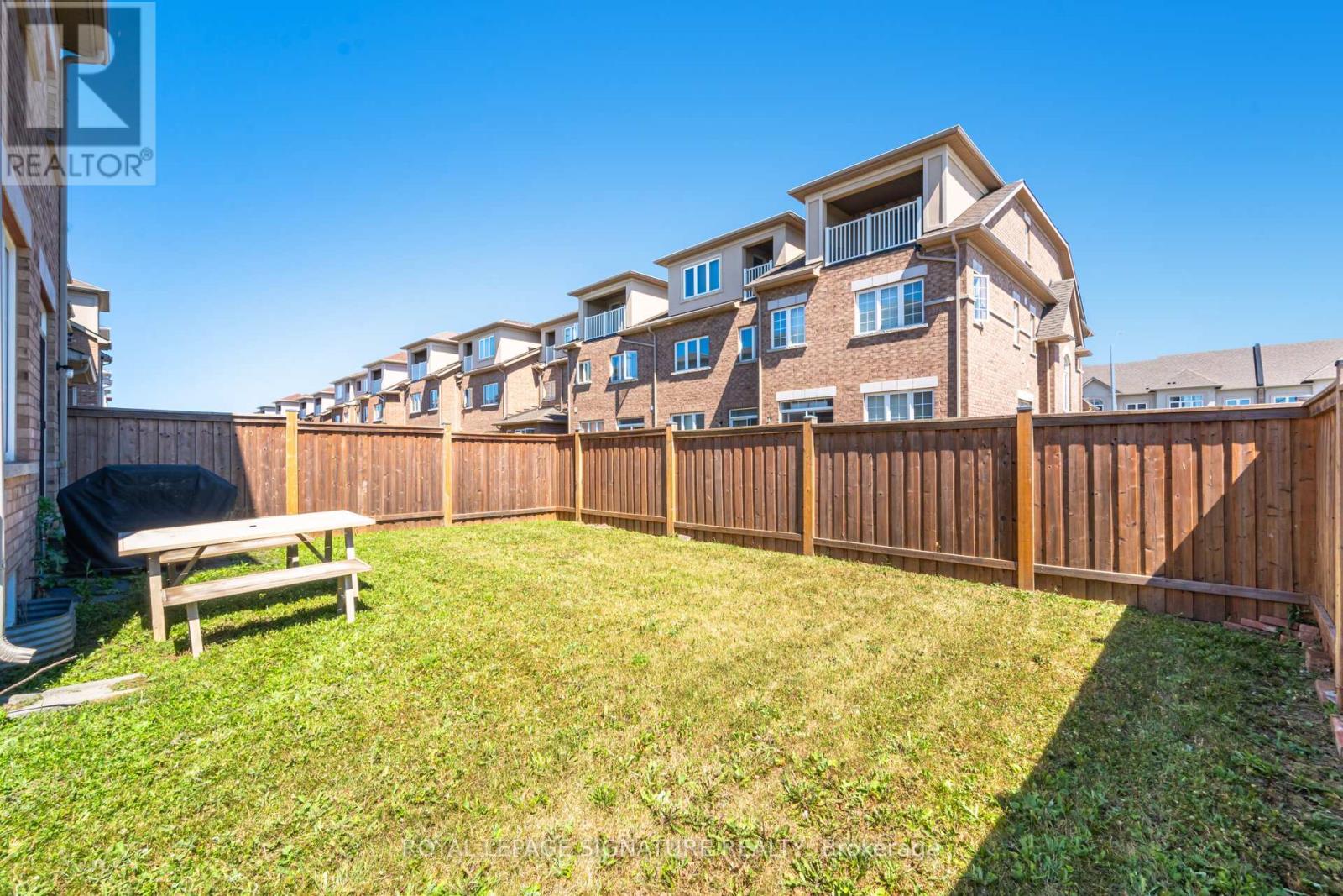 39 Talence Drive, Hamilton, Ontario  L8J 0L2 - Photo 39 - X12304232