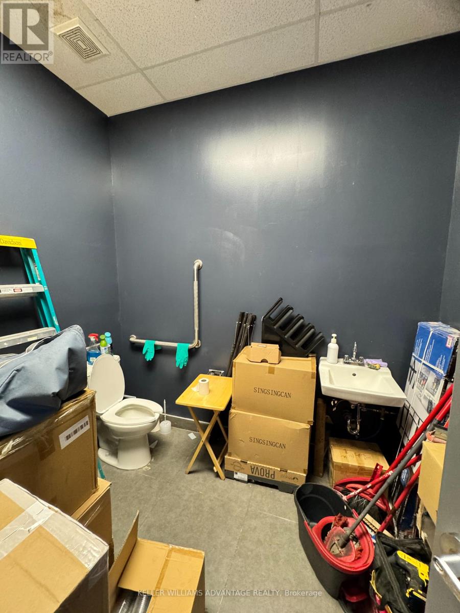 E112 - 3262 Midland Avenue, Toronto, Ontario  M1V 0C6 - Photo 6 - E12303667