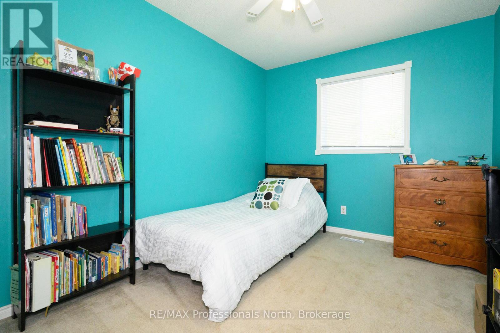 30 Sabrina Park Drive, Huntsville, Ontario  P1H 1L8 - Photo 12 - X12304353