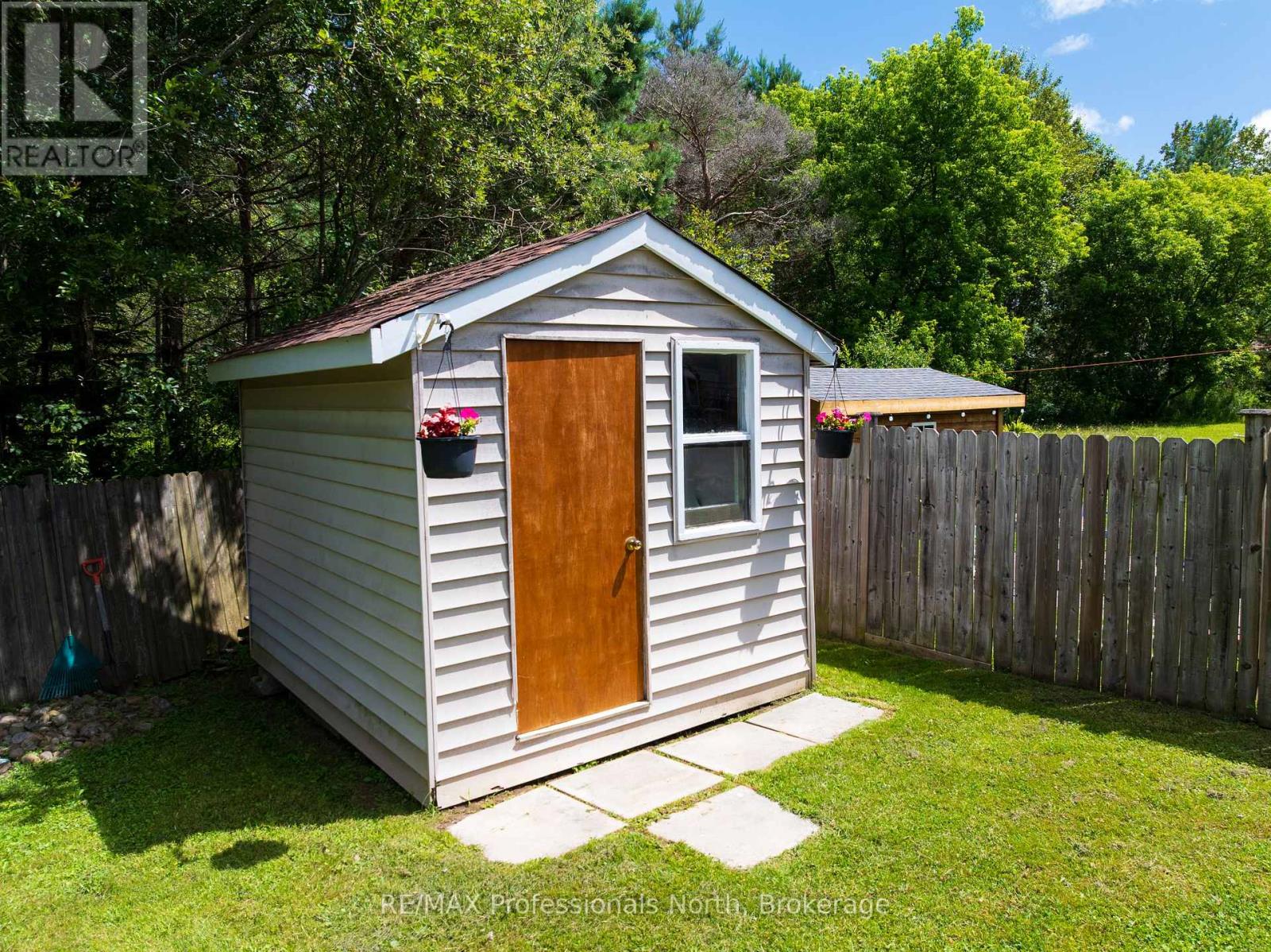 30 Sabrina Park Drive, Huntsville, Ontario  P1H 1L8 - Photo 24 - X12304353