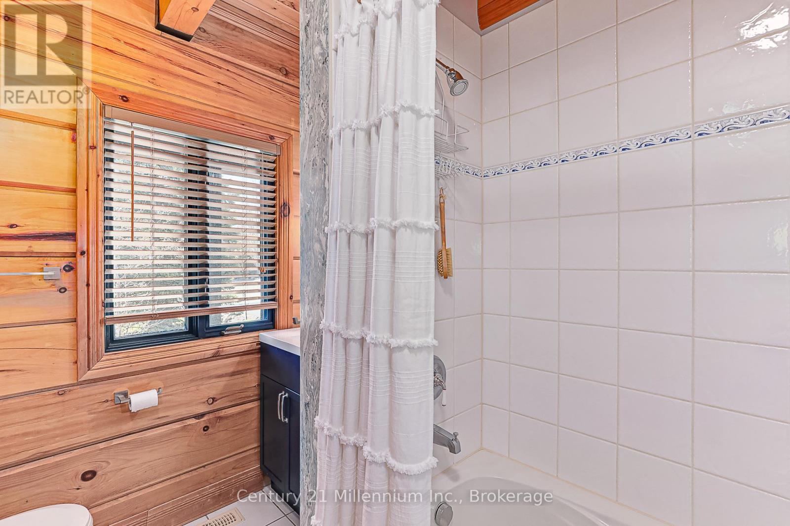108 Cortina Crescent, Blue Mountains, Ontario  L9Y 3Z2 - Photo 27 - X12304433