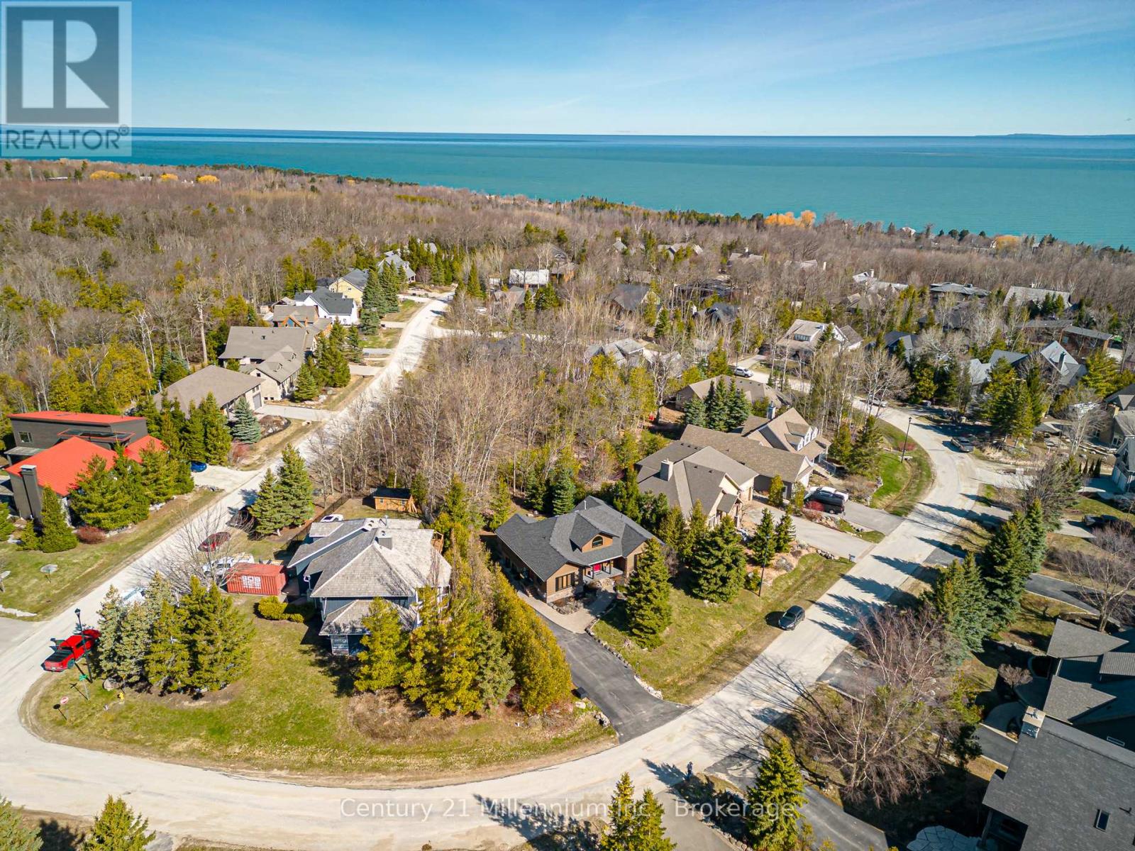 108 Cortina Crescent, Blue Mountains, Ontario  L9Y 3Z2 - Photo 46 - X12304433