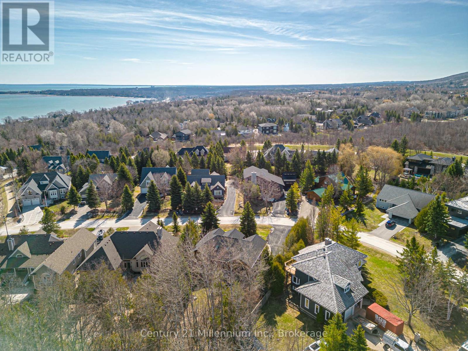 108 Cortina Crescent, Blue Mountains, Ontario  L9Y 3Z2 - Photo 47 - X12304433