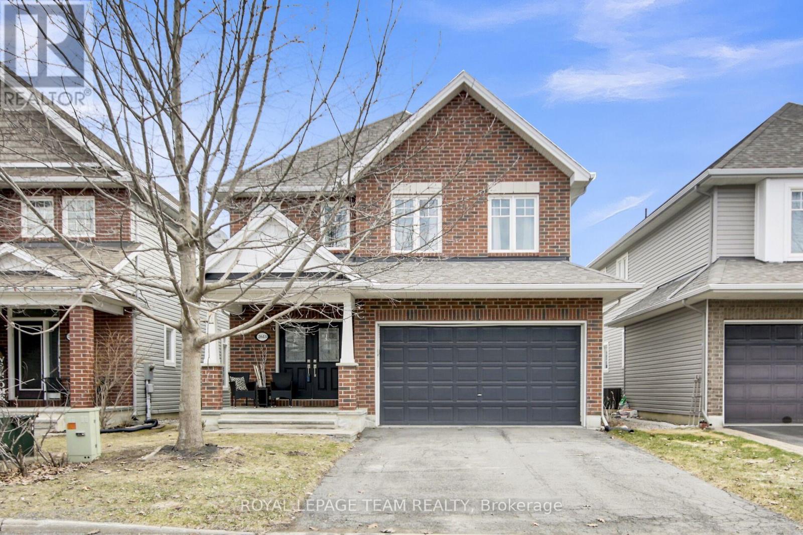 2613 HALF MOON BAY ROAD, Ottawa, Ontario