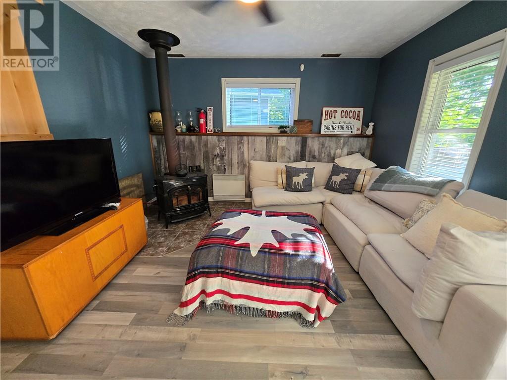 400 Maple Point Road, Kagawong, Ontario  P0P 1J0 - Photo 16 - 2123711
