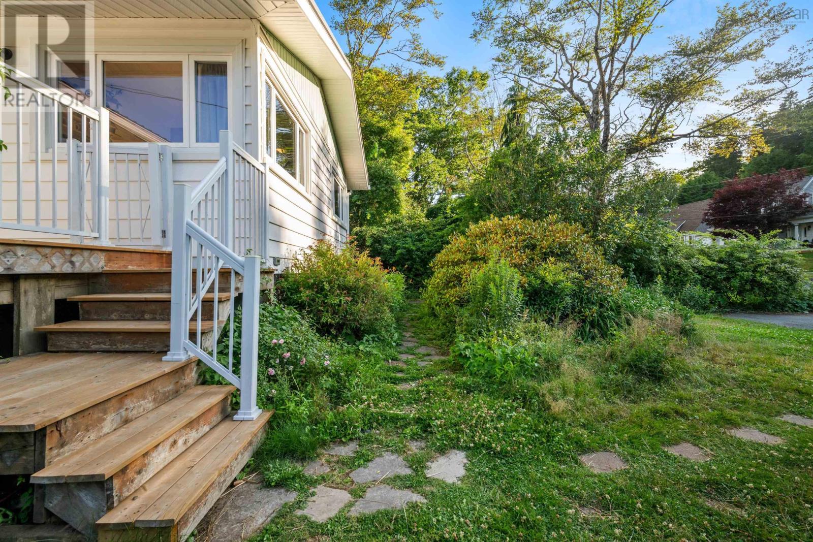 Property at 24 LODGE Drive image 3