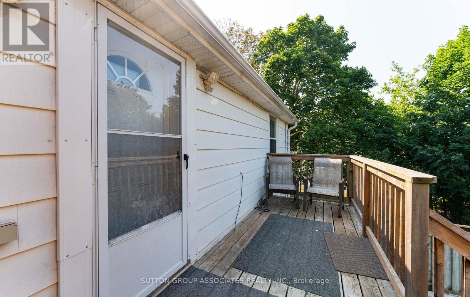 2 - 1610 Dundas Street W, Whitby, Ontario  L1P 1Y8 - Photo 3 - E12304411