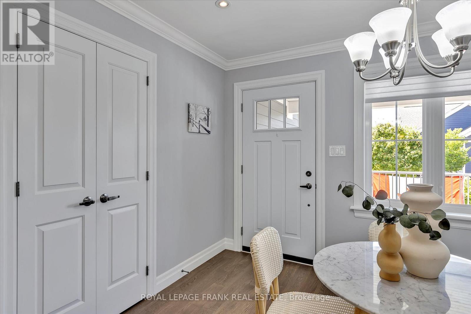 47 Charlton Court, Selwyn, Ontario  K0L 2H0 - Photo 4 - X12304479