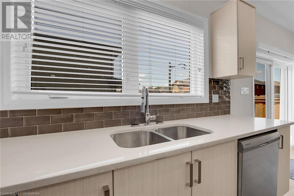 16 Jayla Lane, Smithville, Ontario  L0R 2A0 - Photo 13 - 40753886