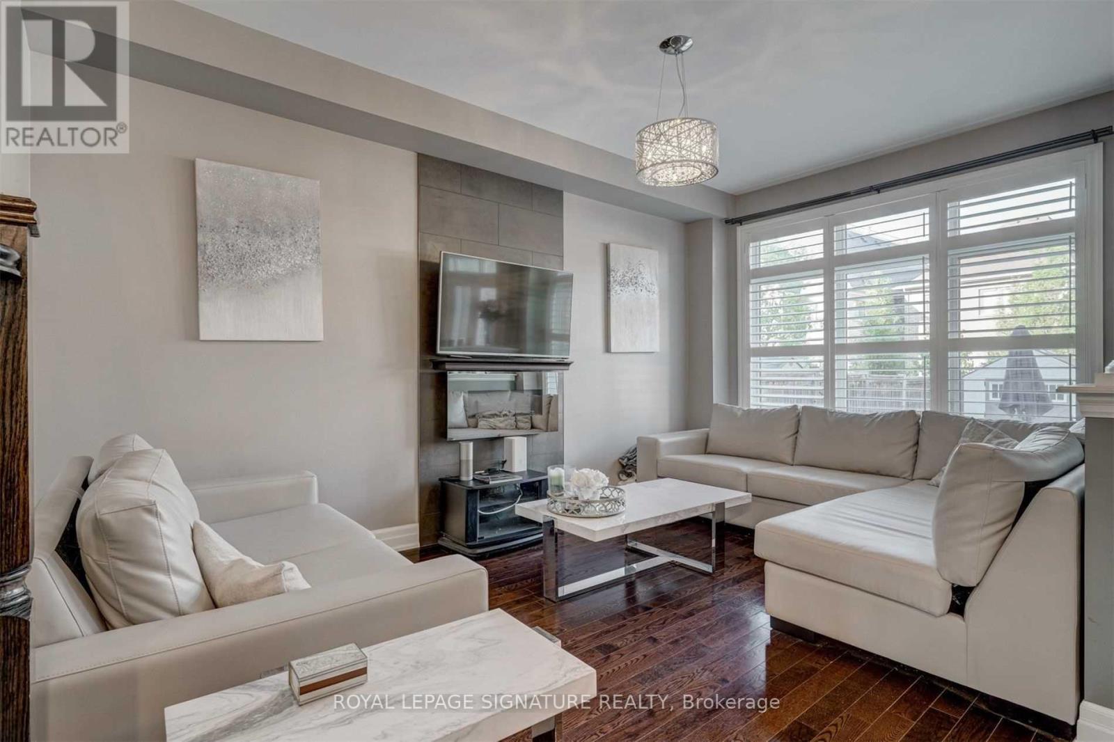 132 Alex Campbell Crescent, King, Ontario  L7B 0C2 - Photo 12 - N12304383