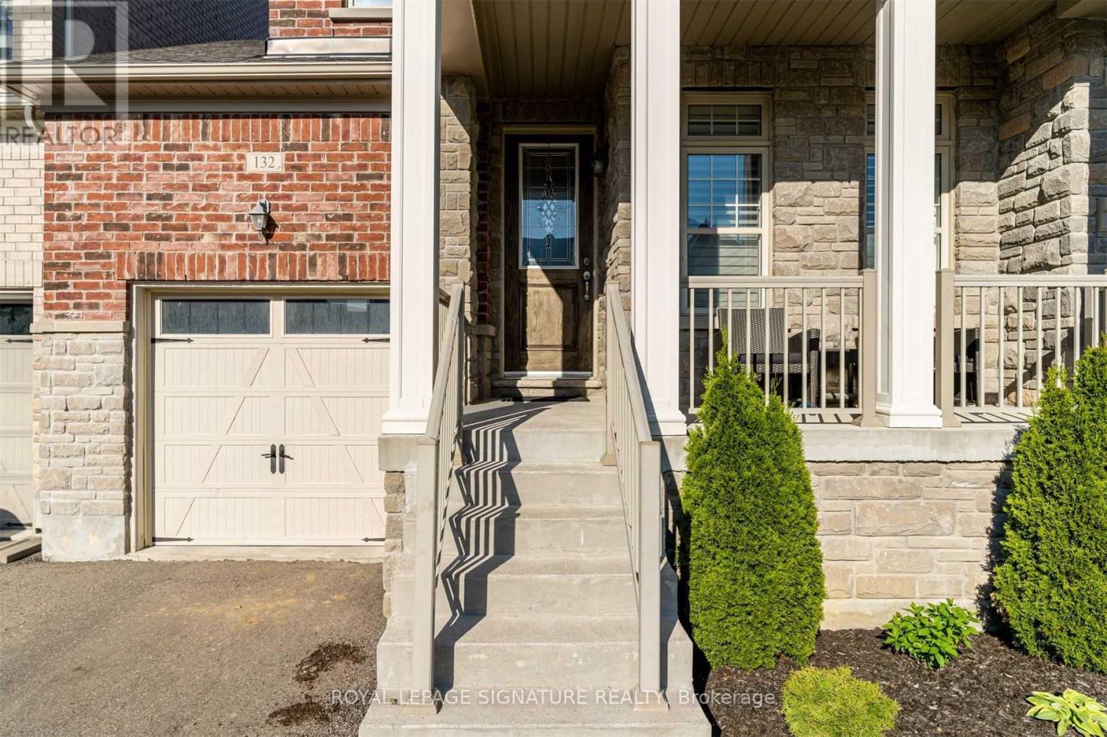 132 Alex Campbell Crescent, King, Ontario  L7B 0C2 - Photo 2 - N12304383