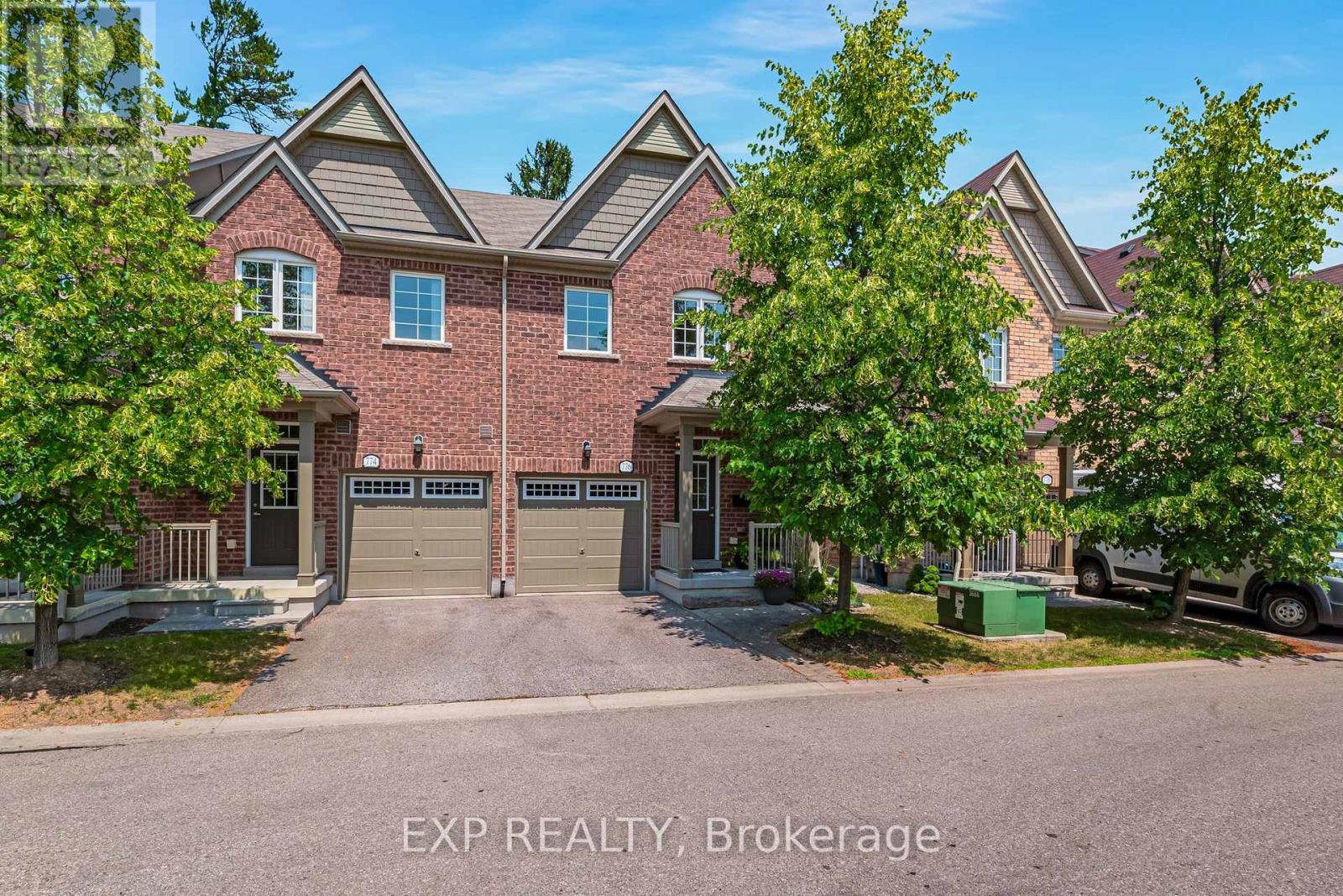 Property at 776 HARRY SYRATT AVENUE image 2