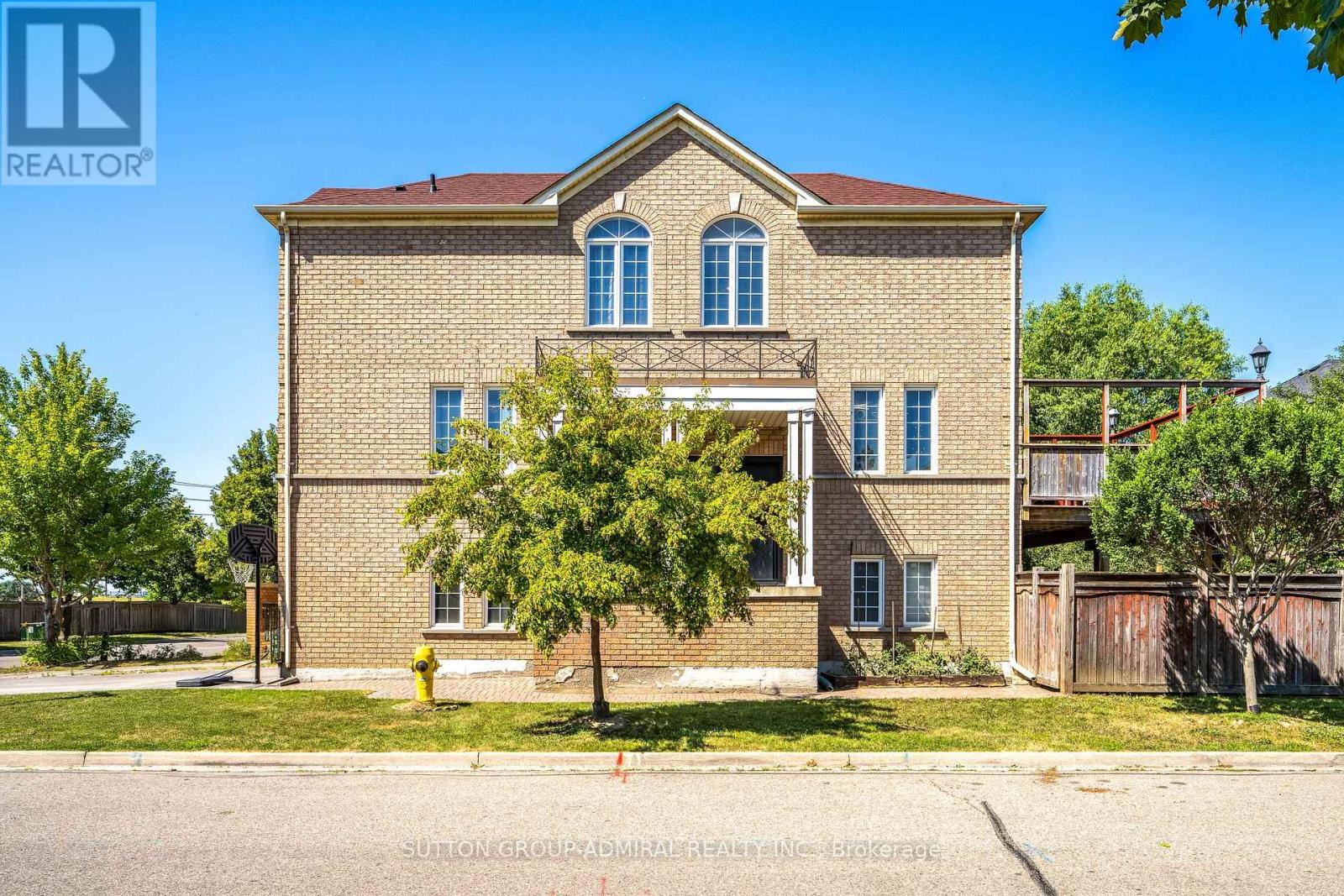 Property at 113 SASSAFRAS CIRCLE image 3