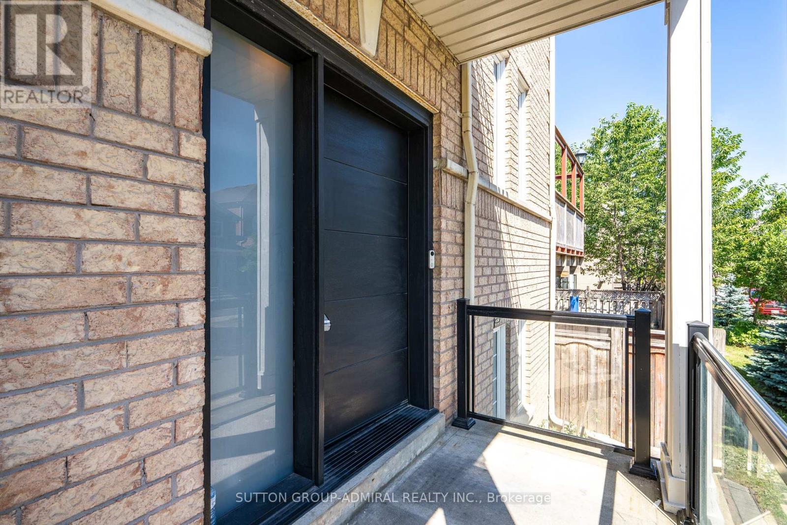 Property at 113 SASSAFRAS CIRCLE image 5