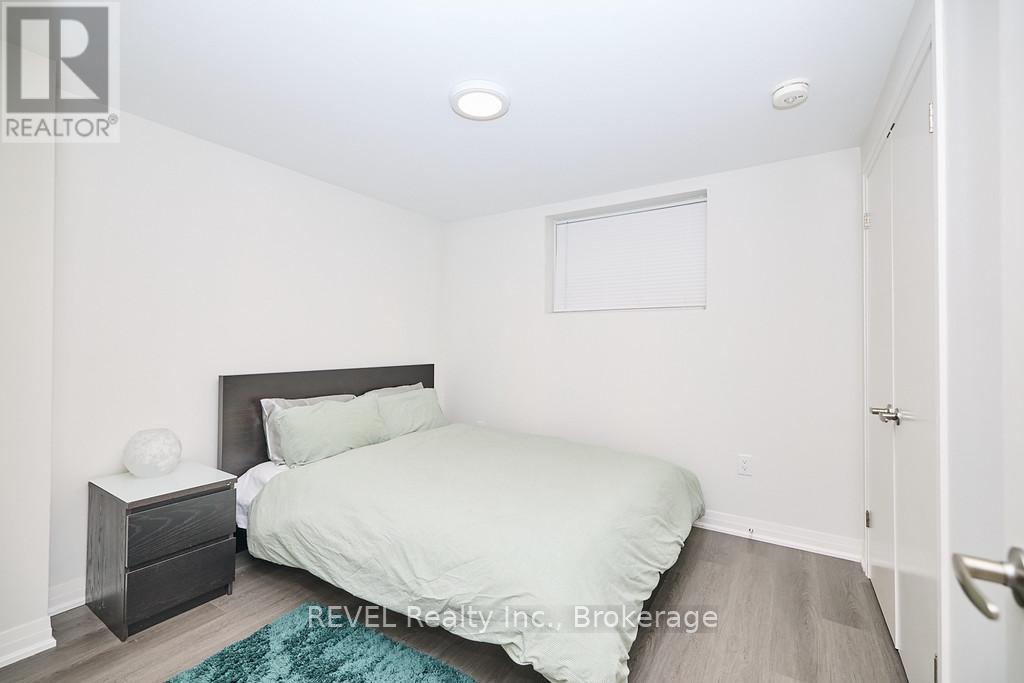 8 Nash Street, St. Catharines, Ontario  L2S 1B5 - Photo 14 - X12304451