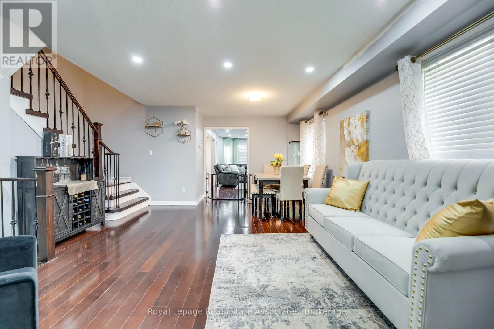 Property at 4 FLATFIELD WAY image 4