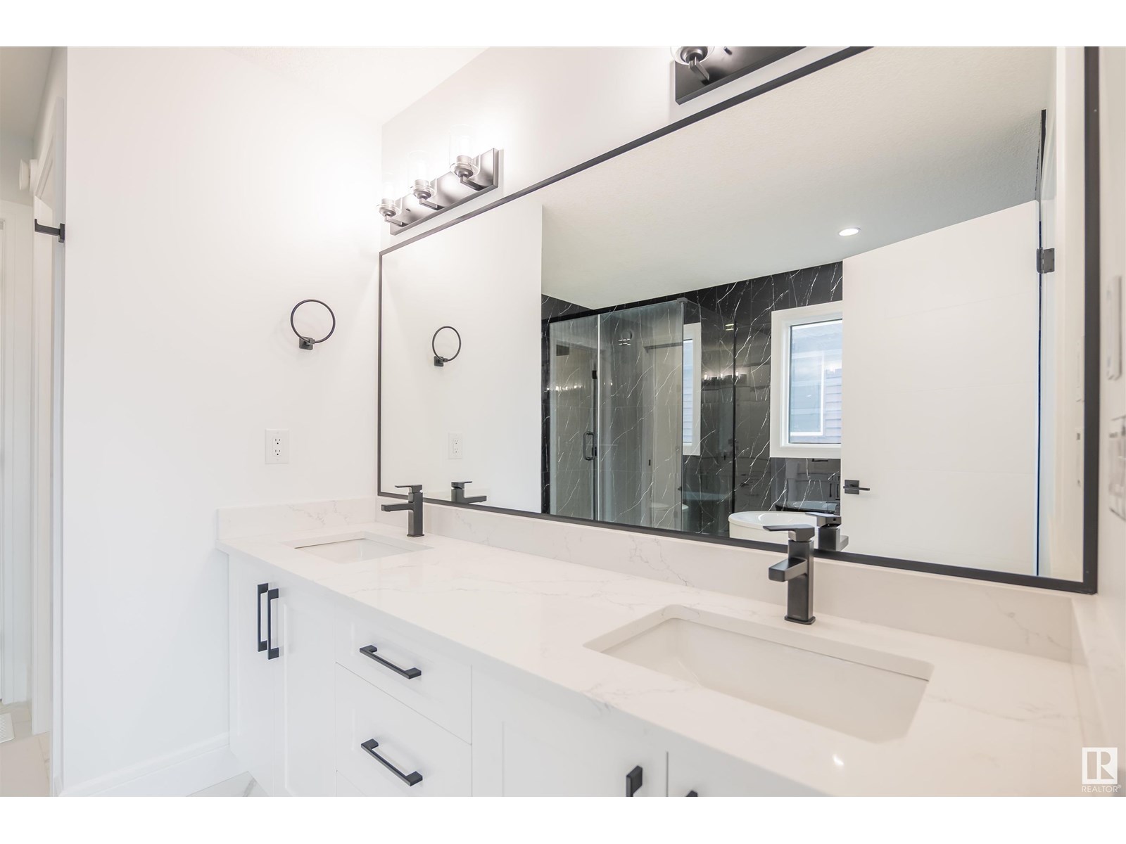 3317 Chickadee Dr Nw, Edmonton, Alberta  T5S 0V6 - Photo 16 - E4449340