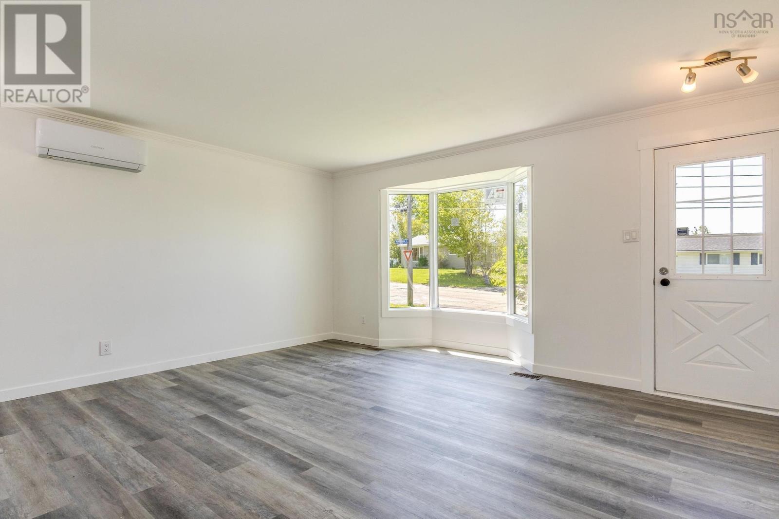 35 Lockhart Avenue, Truro, Nova Scotia  B2N 5T6 - Photo 11 - 202512780