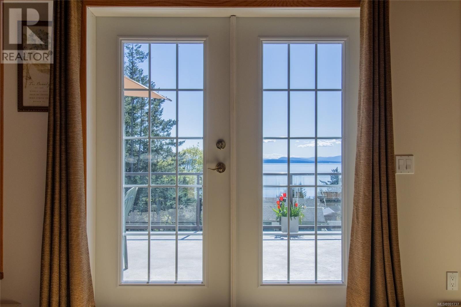 3731 Privateers Rd, Pender Island, British Columbia  V0N 2M2 - Photo 14 - 991737