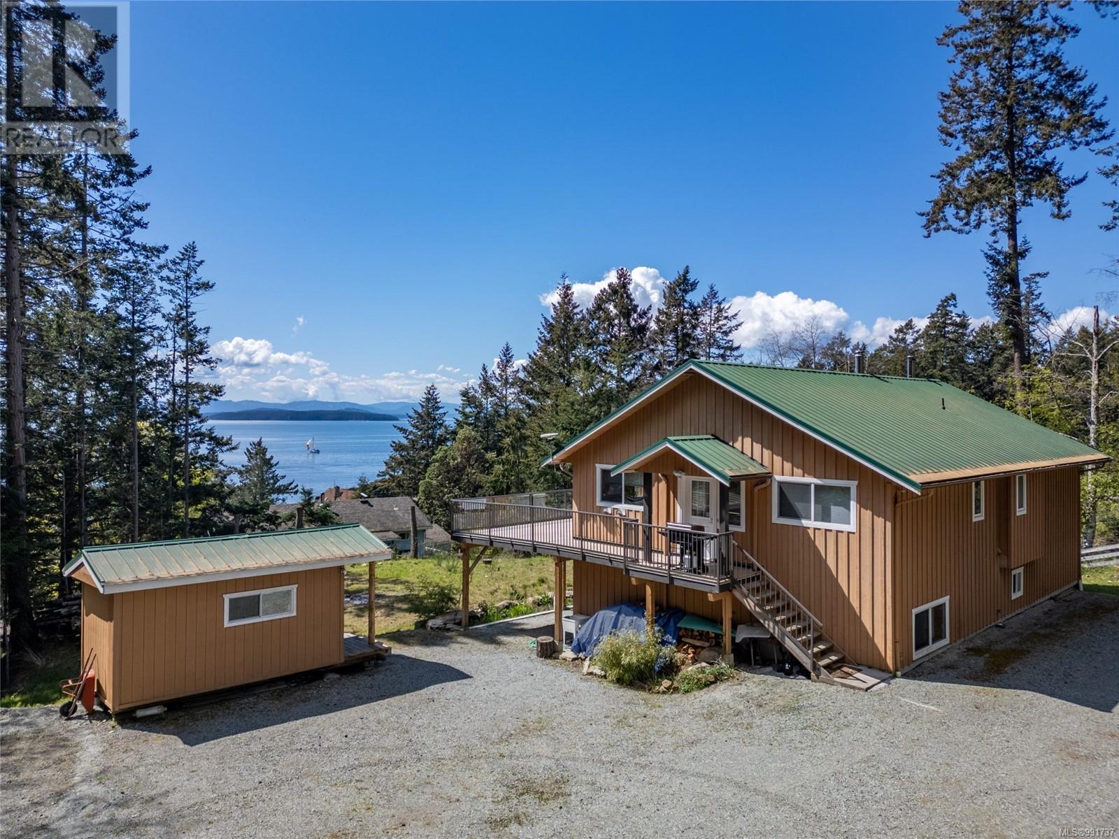 3731 Privateers Rd, Pender Island, British Columbia  V0N 2M2 - Photo 37 - 991737