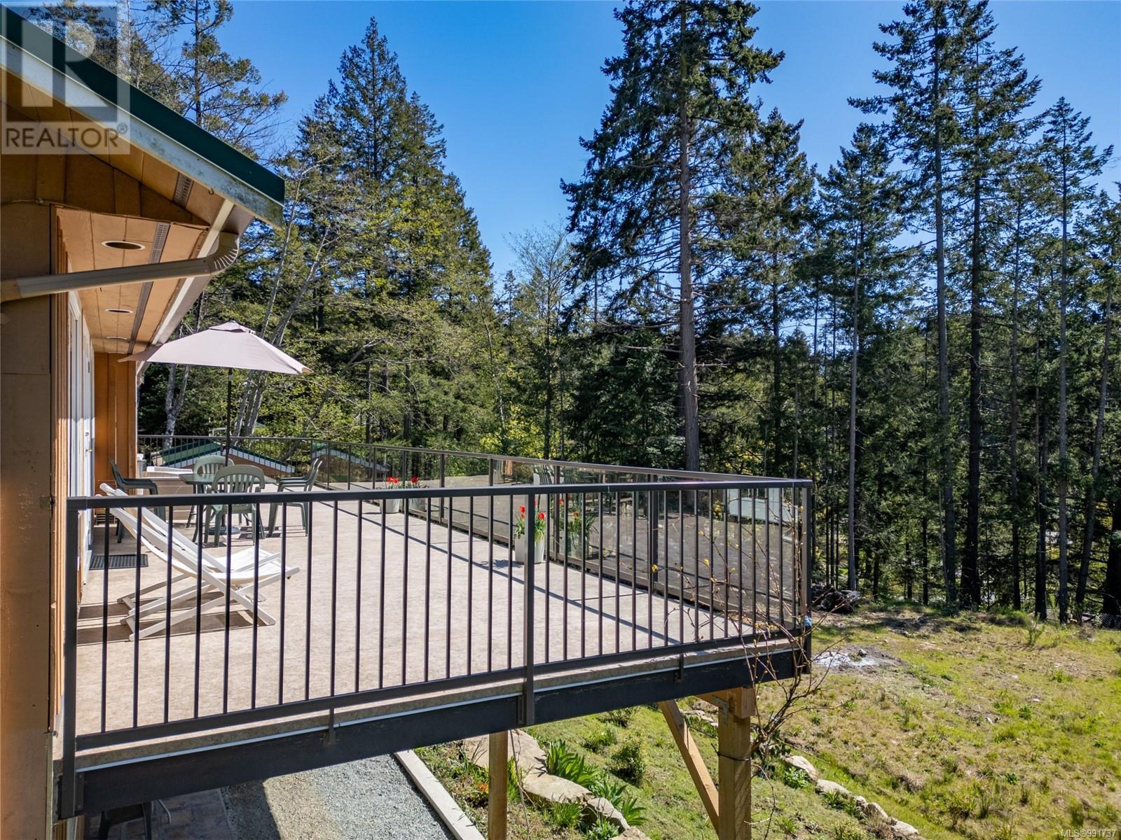 3731 Privateers Rd, Pender Island, British Columbia  V0N 2M2 - Photo 33 - 991737