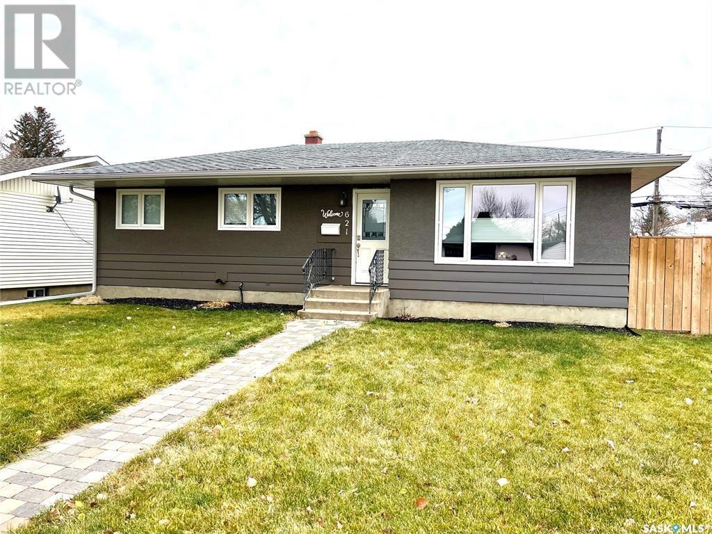 621 Central AVENUE S, swift current, Saskatchewan